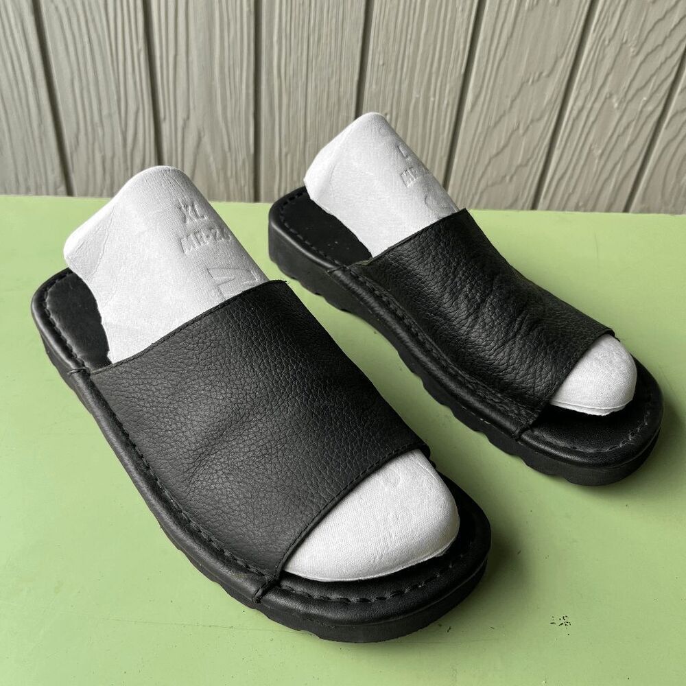 Tommy Bahama San Emilio Black Leather Sandals | Men’s Size 8 (Women’s 9.5–10)